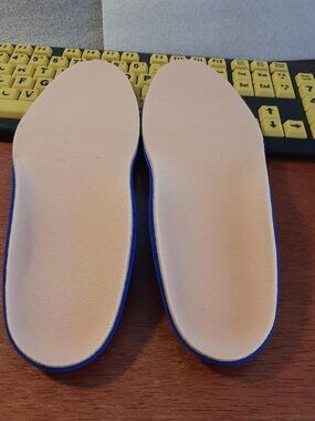 NEW ! Cushion Fitting Run & Walk Footwear Remove Insole Support Sz M / 11x4 Inch